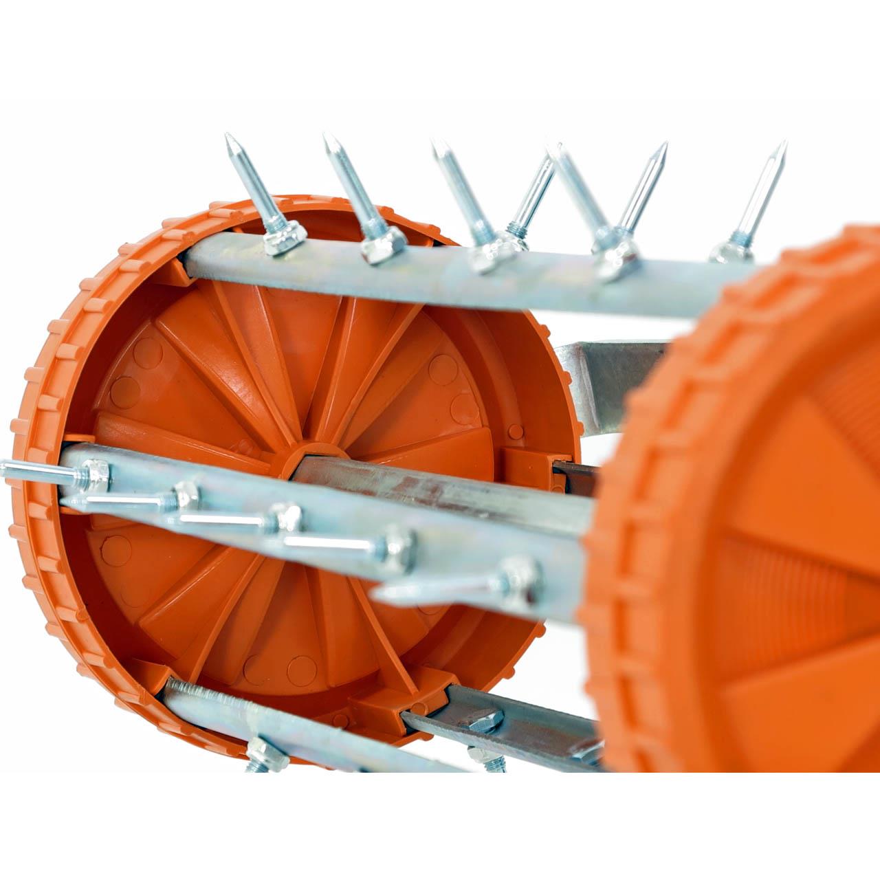 FUXTEC gazonbeluchter / verticuteerroller FX-RL400