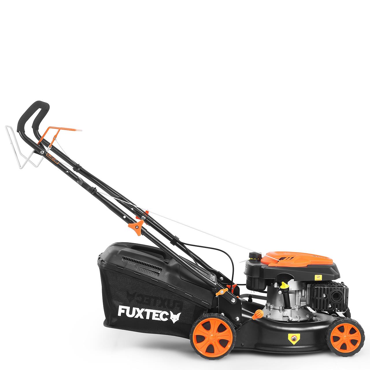 FUXTEC Grasmaaier Benzine - 43cm - Zelfrijdend / Zelftrekkend / Achterwielaandrijving - Mulchfunctie - Opvangbak 40L - FX-RM4346